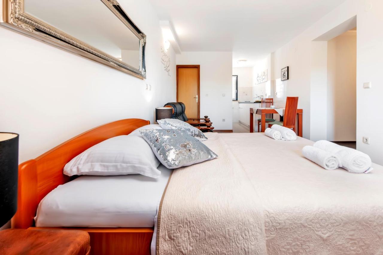 Guest House Casa Santin Rovinj Exterior foto